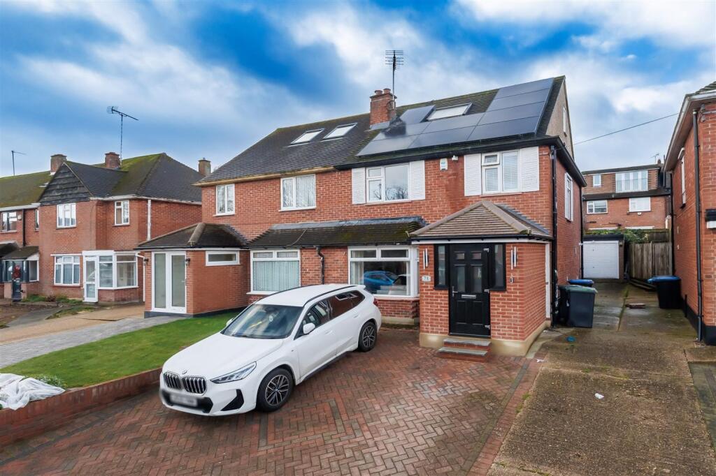 4-bed semi-detached on Crows Road, Epping, £740,000