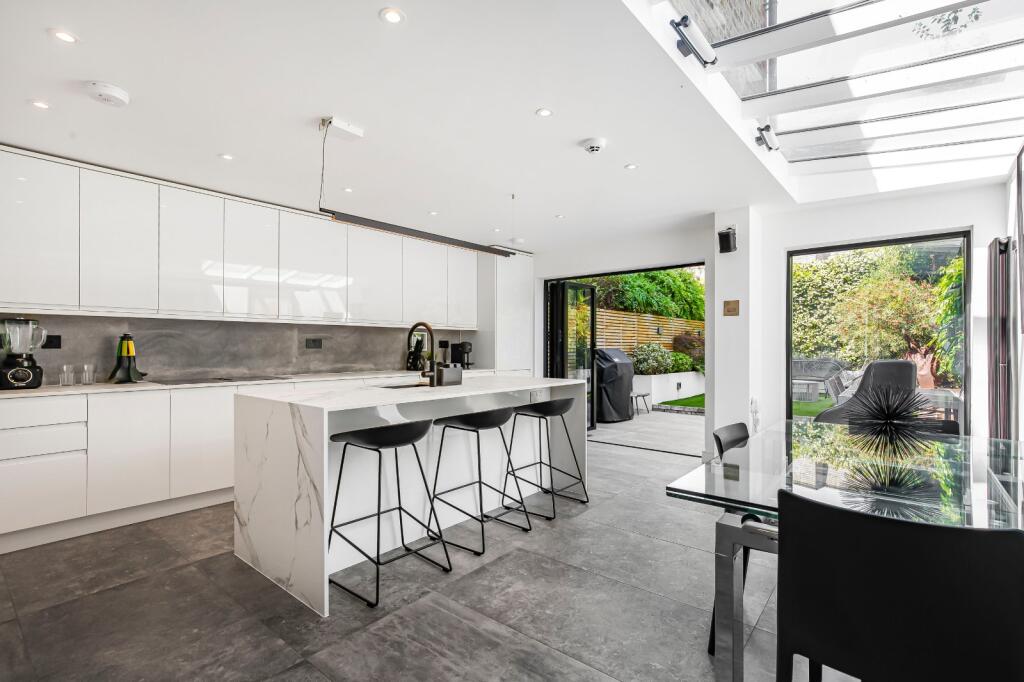 Main image of property: Rosebery Road, Brixton, London, SW2