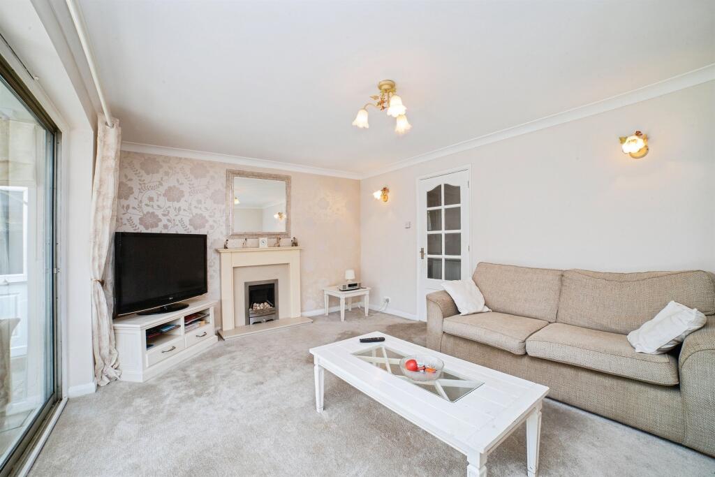 Lyle Close, Kimberley, Nottingham - View 5