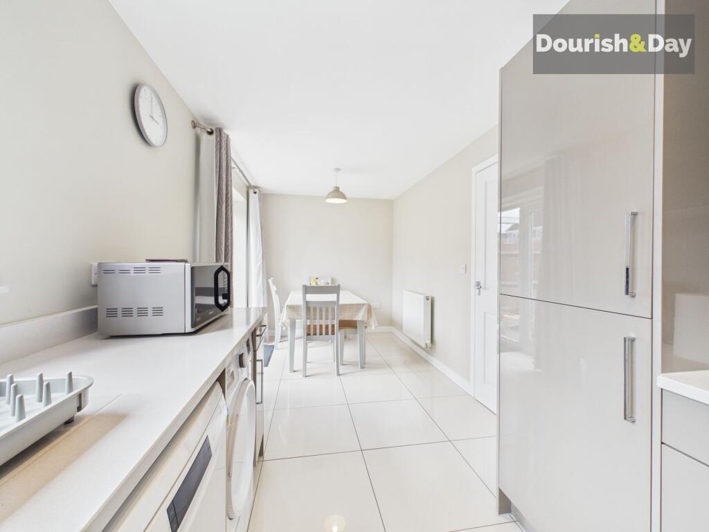 House in Stoke-on-Trent - View 3