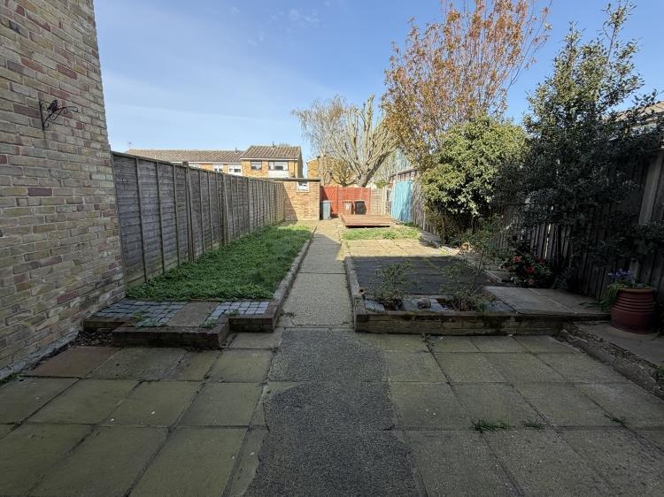 House in Felixstowe, Grange Farm - View 4