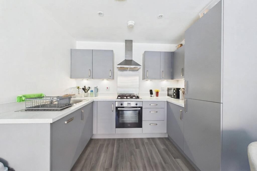 Apartment in Wokingham - View 2