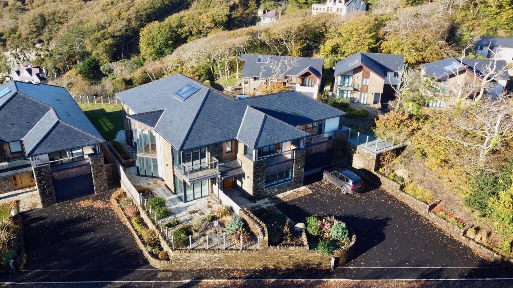 Barmouth, LL42 photo 3
