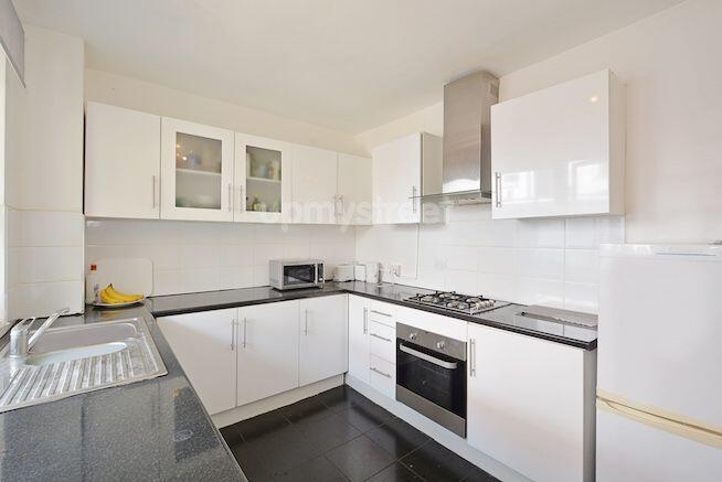 Apartment in London - View 2