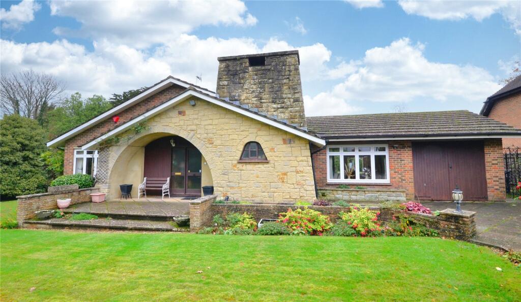 Furze Lane, East Grinstead, West Sussex, RH19 photo 2