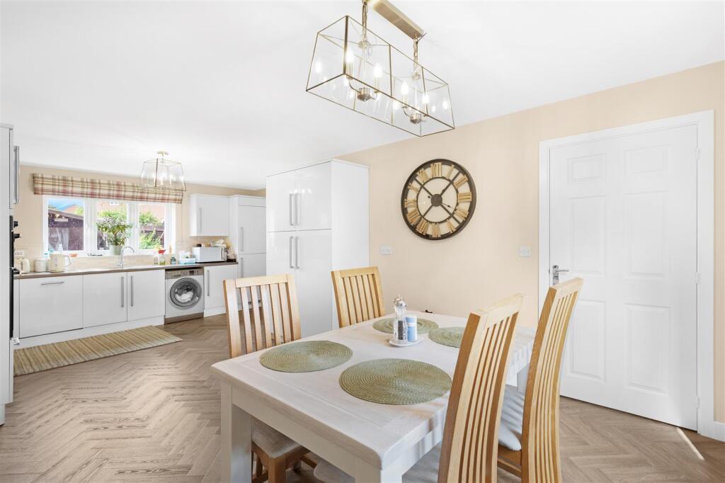 The Ride, Desborough, Kettering - View 5