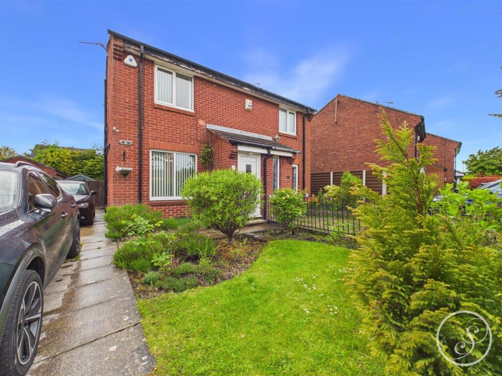 Main image of property: Kingfisher Way, Leeds