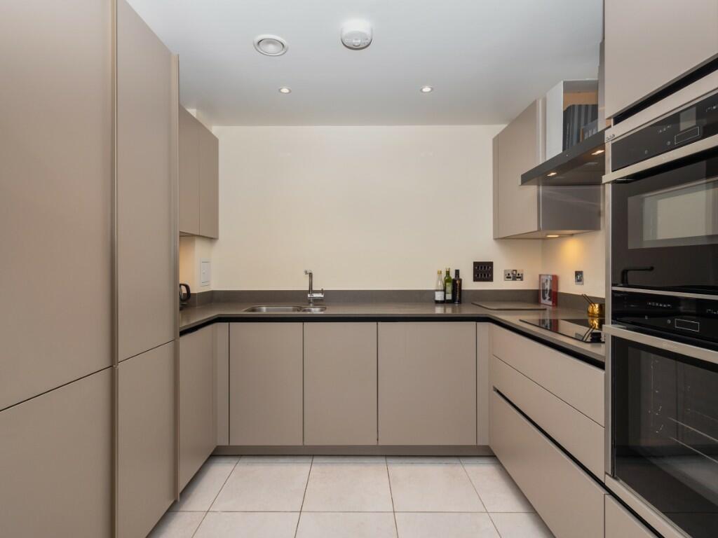 14 Henley Hall, Kenilworth Road, Leamington Spa, Warwickshire, CV32 photo 4