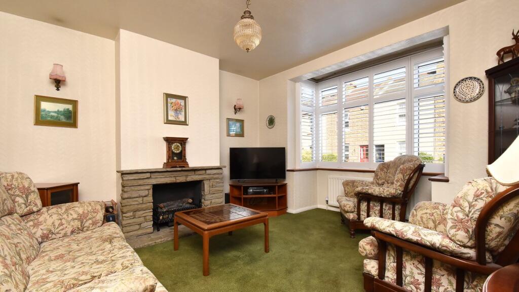 House in London - View 2