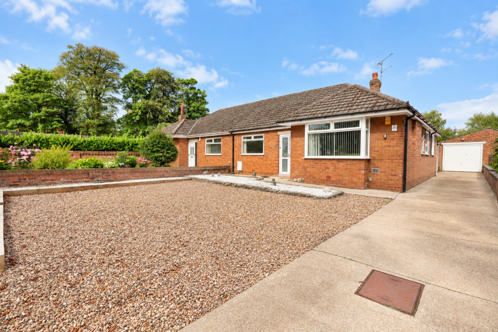 3-bed bungalow on Coronation Road, Kirkham, Preston, PR4, £250,000