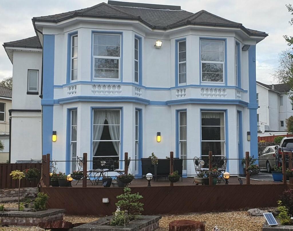 Main image of property: Tor Dean Guest House, 27 Bampfylde Road, Torquay, TQ2 5AY