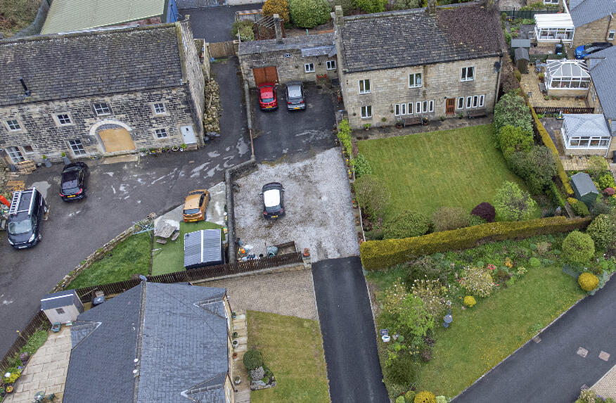 House in Calderdale, Banksfield, Hebden Royd - View 2