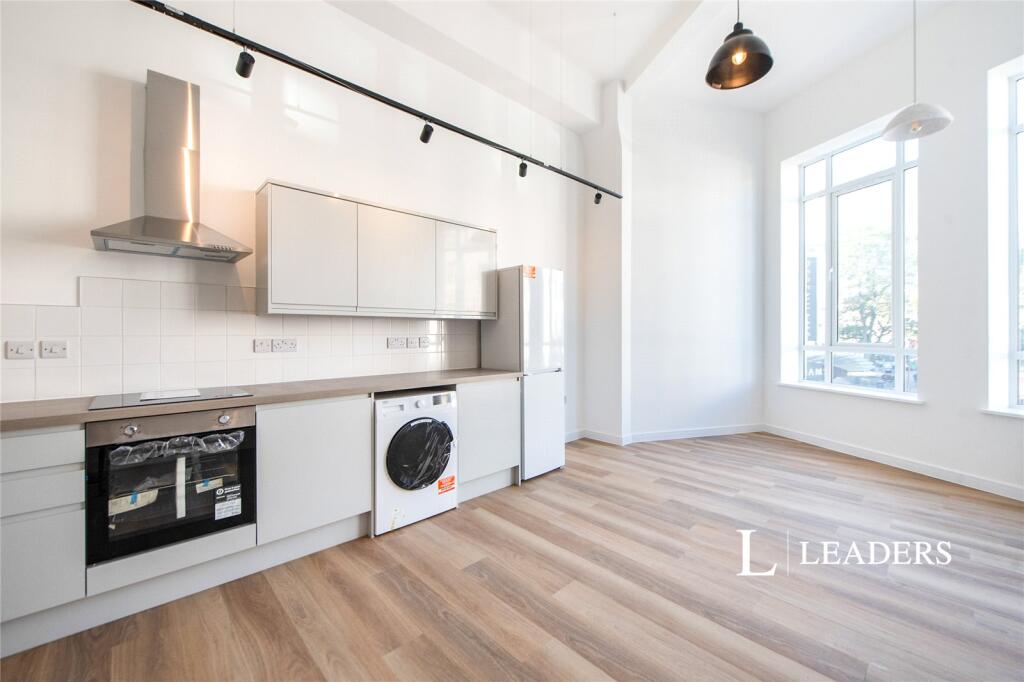 Main image of property: Commercial Road, Portsmouth, Hampshire, PO1