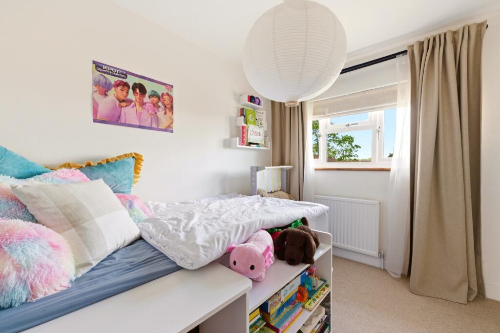 Additional image 9 of Garrard Way, Wheathampstead, St. Albans, Hertfordshire, AL4