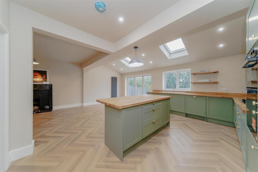 House in Birmingham, Druids Heath - View 2