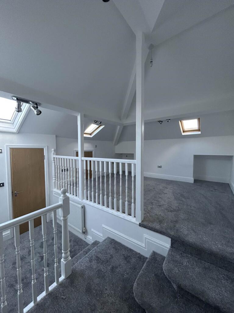 Main image of property: 41 Park Crescent, Southport