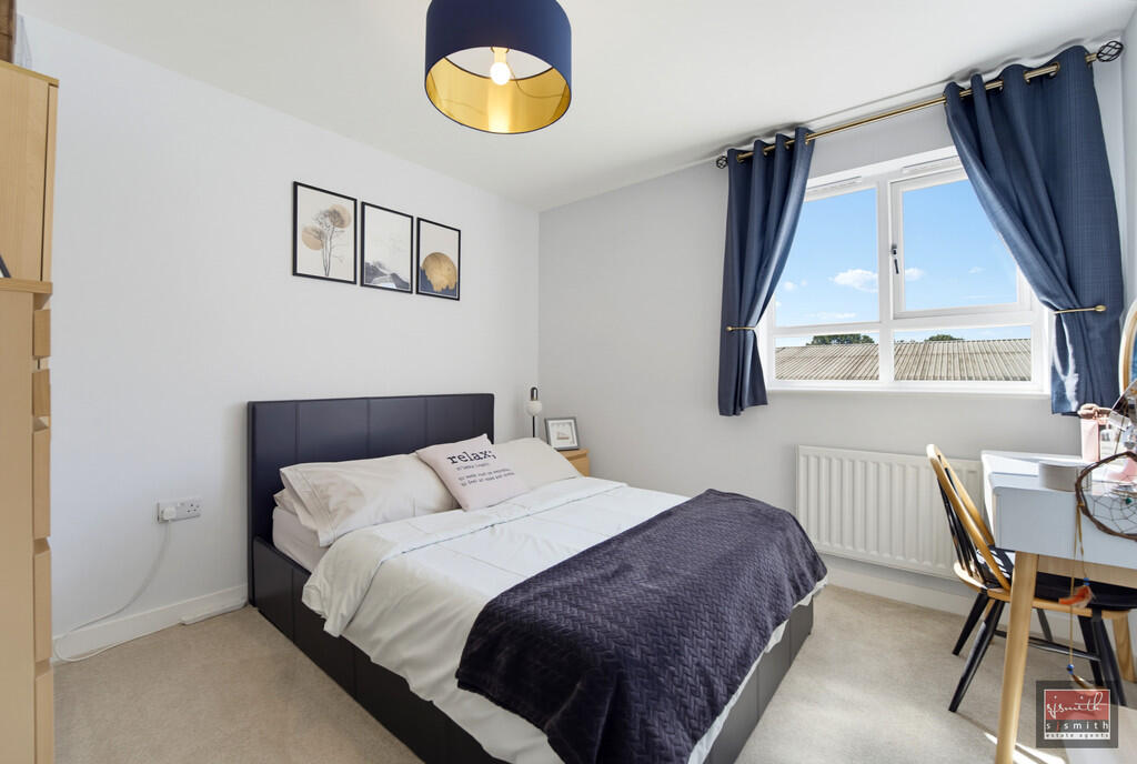 Apartment in Twickenham - View 5
