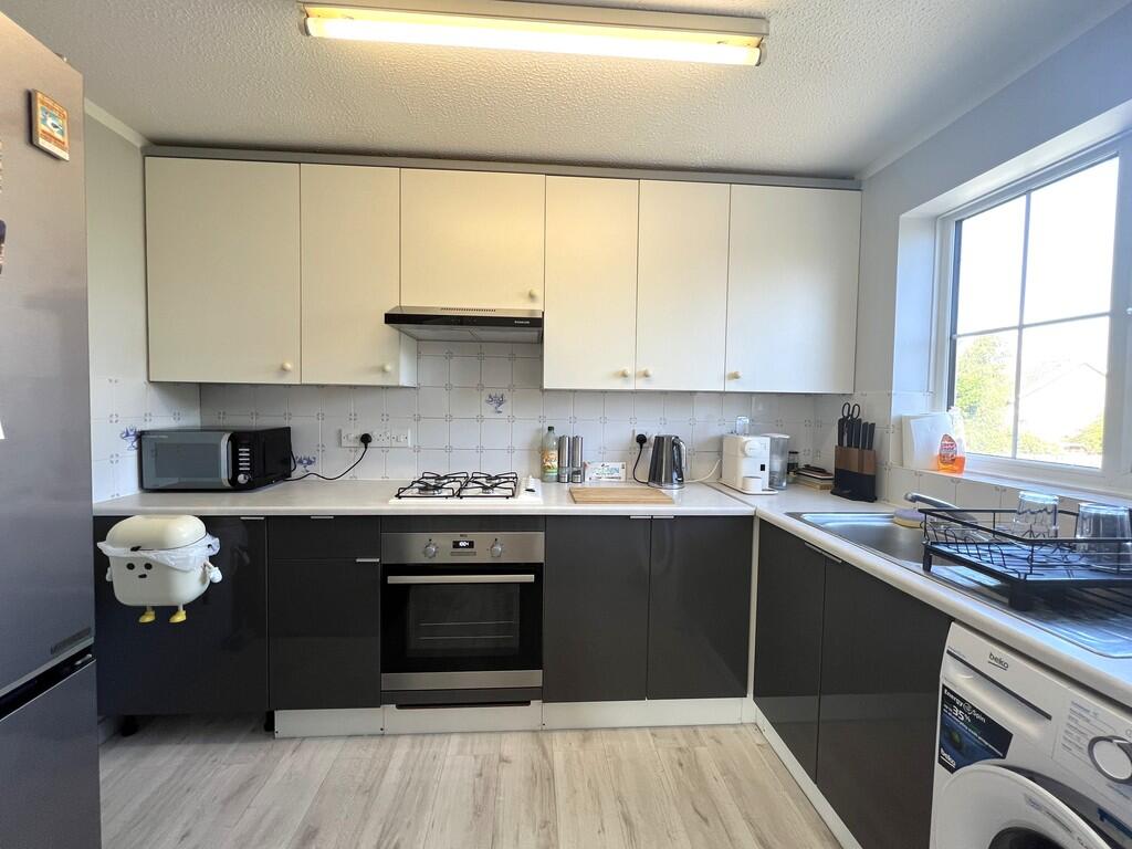 Mayfly Close, Chatteris, Cambs., PE16 6PF photo 2