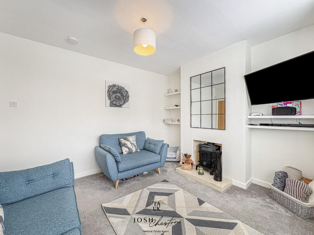 House in Rochdale, Alkrington - View 4