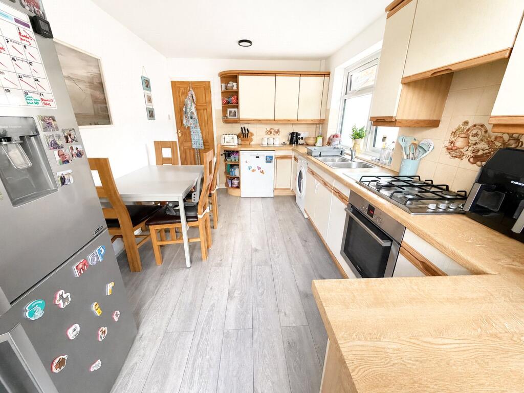 House in Brighton - View 4
