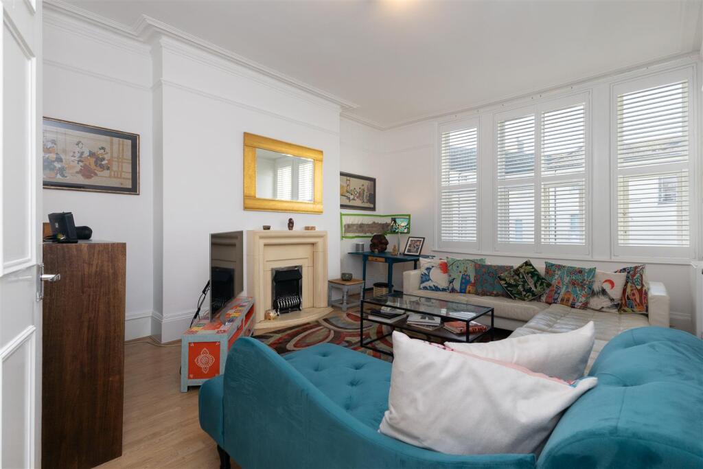 Apartment in Tonbridge - View 4