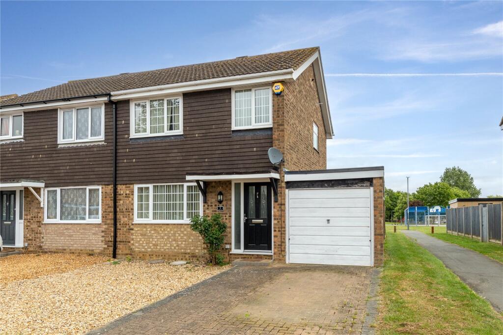 Main image of property: Byron Drive, Newport Pagnell, Buckinghamshire, MK16
