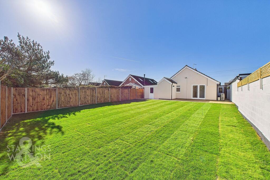 Malten Close, Poringland, Norwich photo 4
