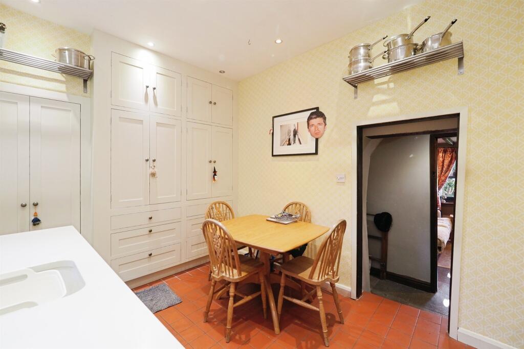 House in Belper - More