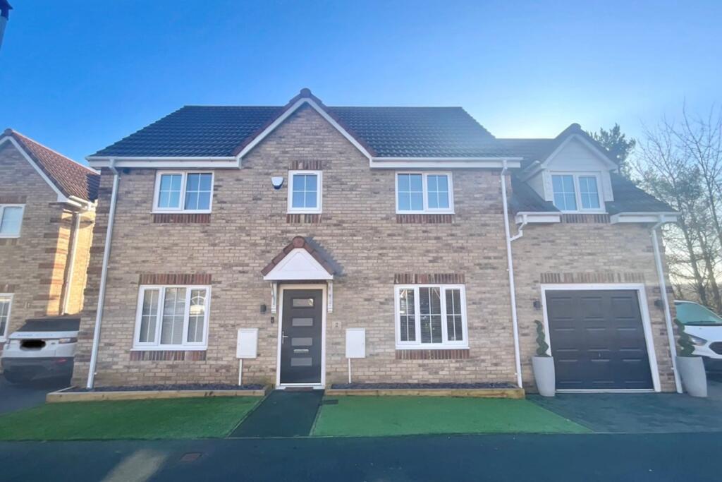 Main image of property: Fairfields Way, Aston, Sheffield, Rotherham, S26 2HB