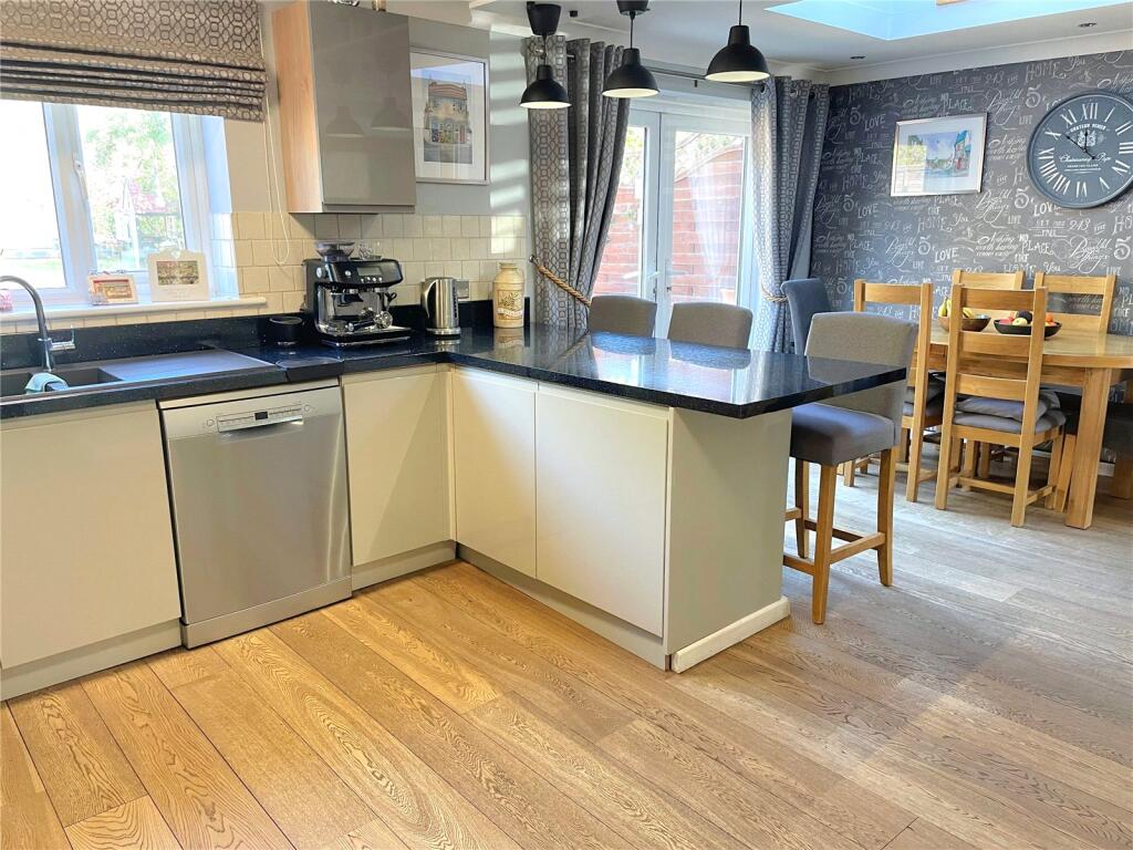 Easter Way, South Godstone, Godstone, RH9 photo 3