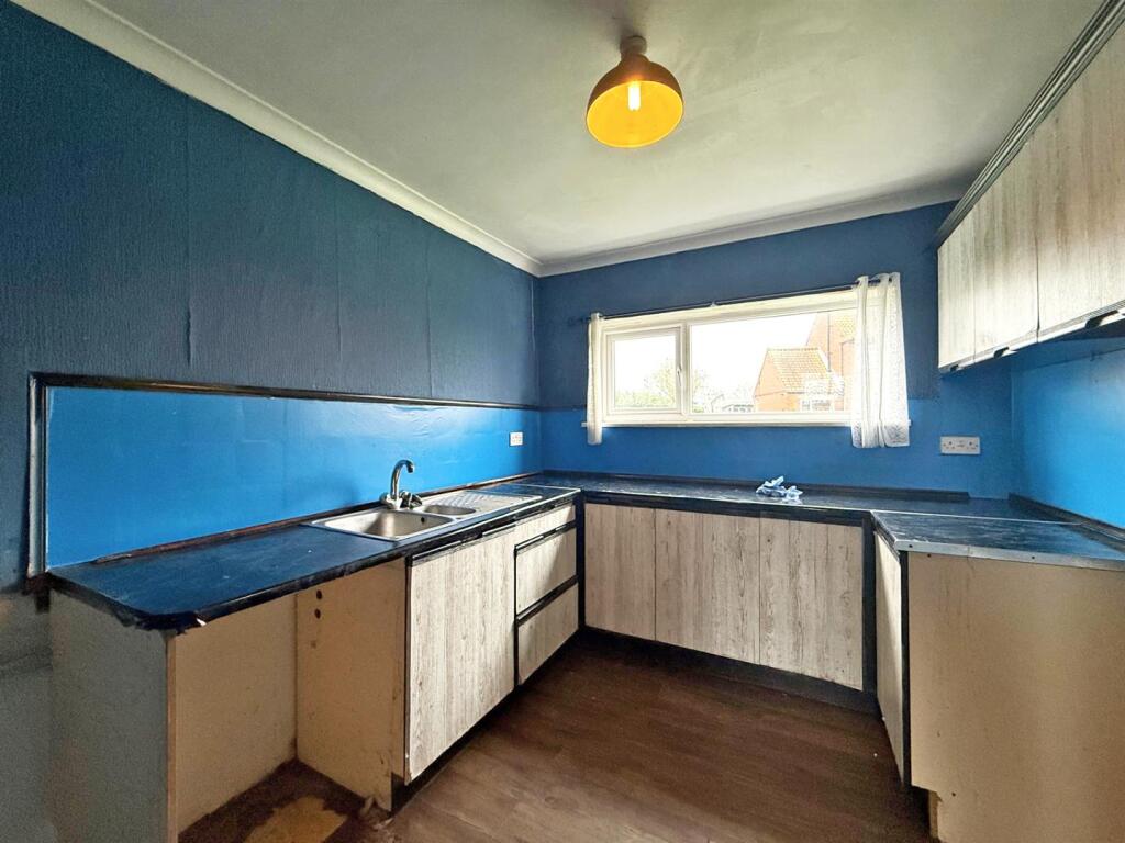 Marlbrook Way, Roden, Telford photo 3