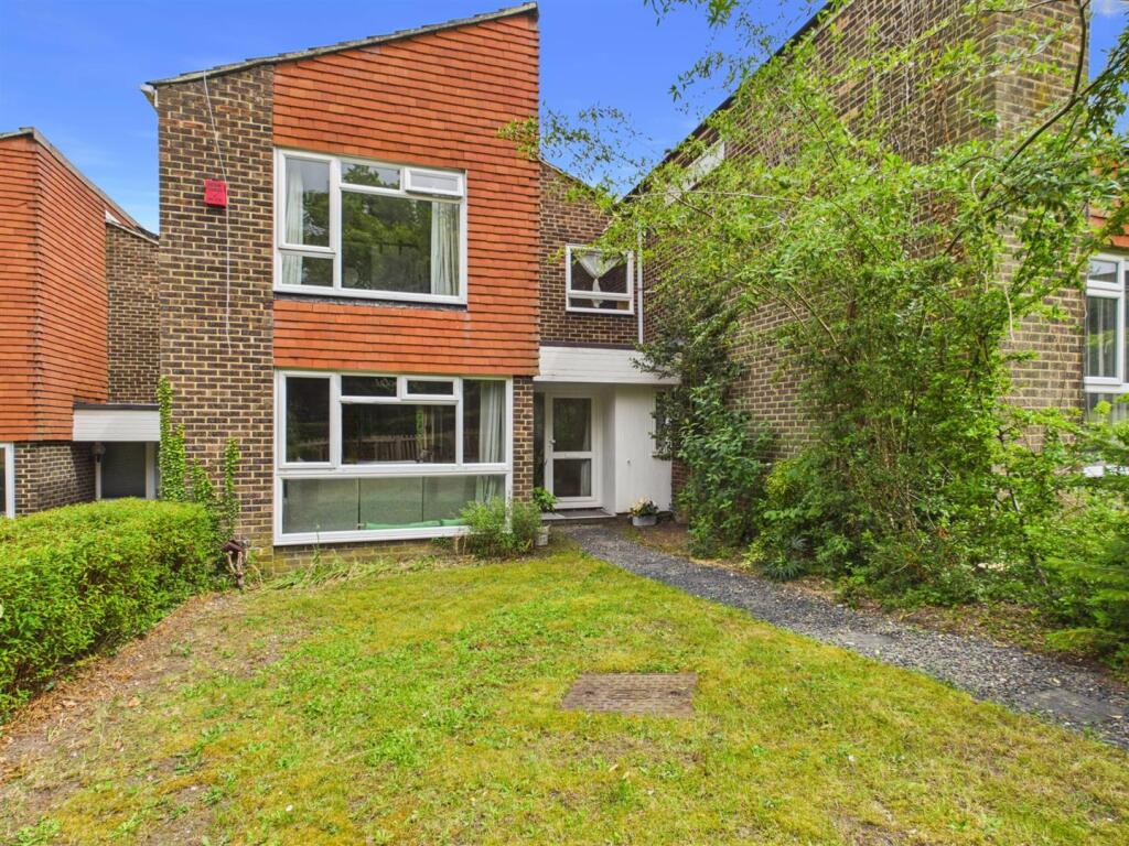 Main image of property: Cordrey Gardens, Coulsdon