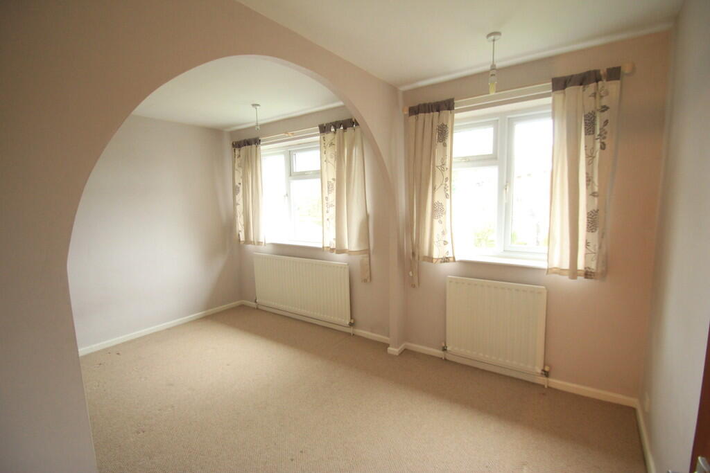 House in Stafford, Eccleshall - More