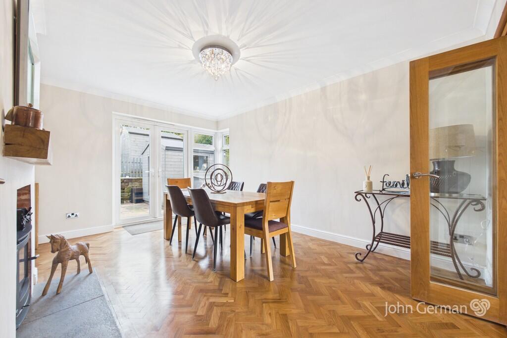 Highwood Road, Uttoxeter photo 3