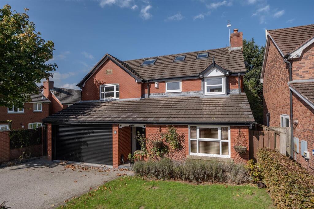 Main image of property: Rue De Bohars, Tarporley