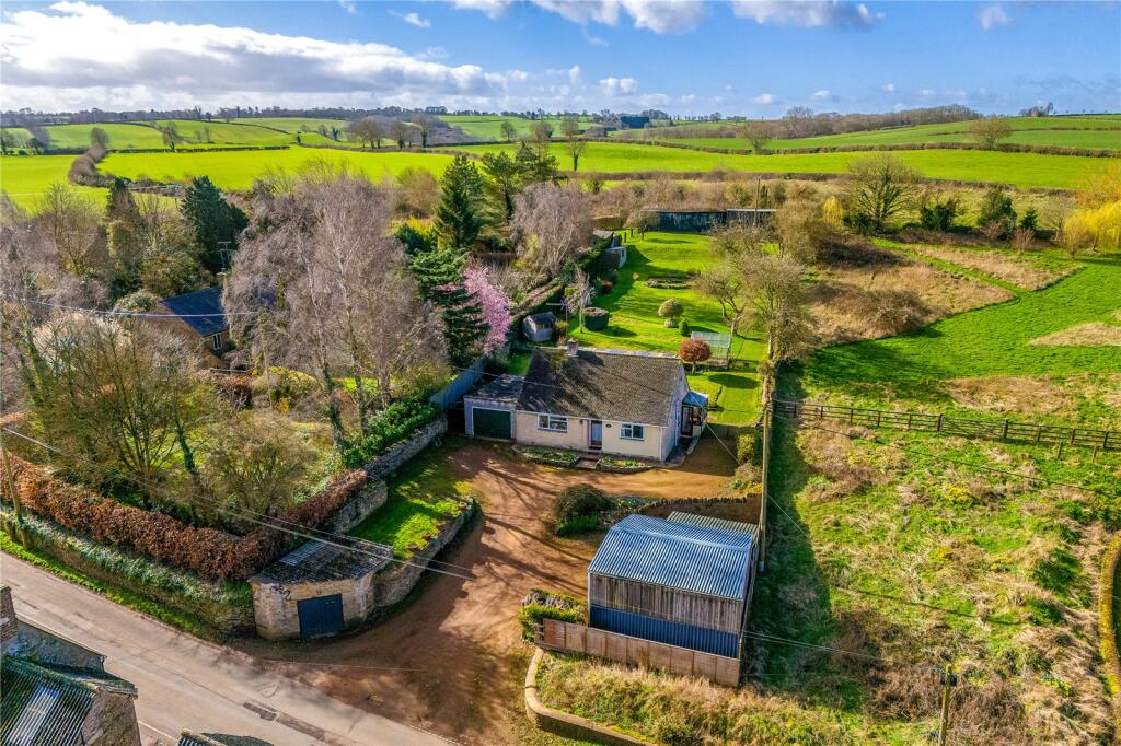 Main image of property: High Street, Upper Tadmarton, Oxfordshire, OX15
