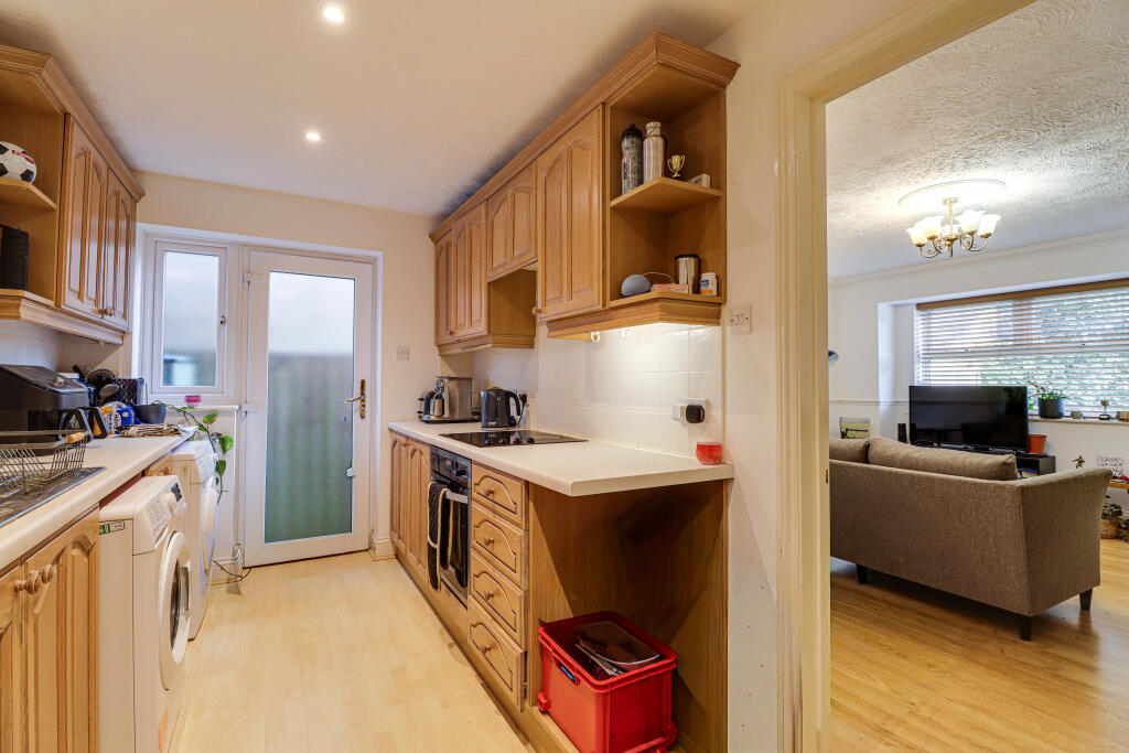 House in Harpenden, Roundwood - View 5