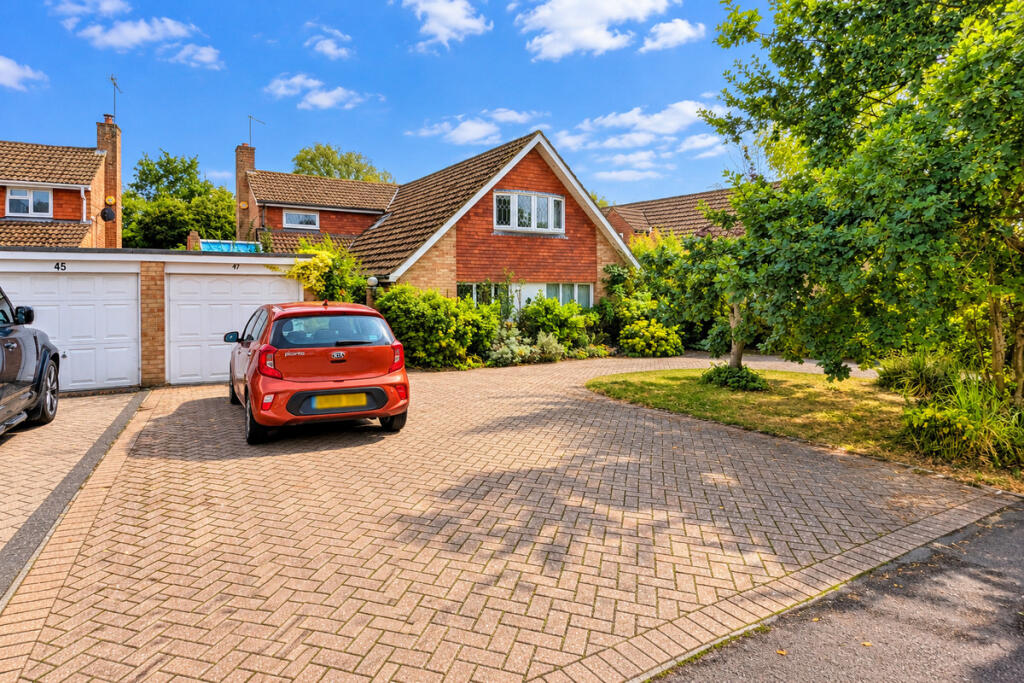 Main image of property: Gravel Lane, Boxmoor, HP1