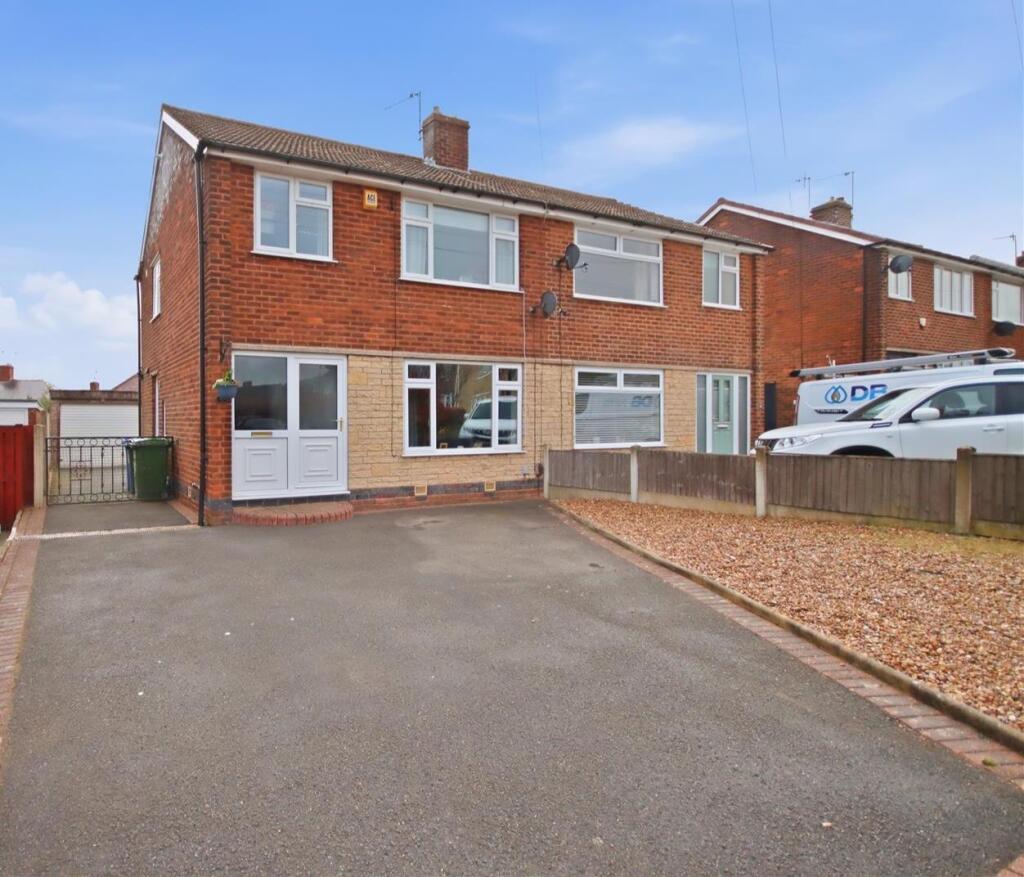 3-bed semi-detached on Larch Way, Brockwell, Chesterfield, £260,000