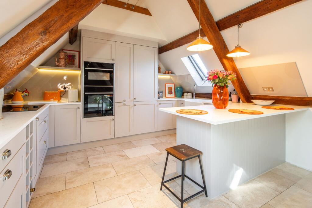 House in St Peter, La Vingtaine des Augerez - More