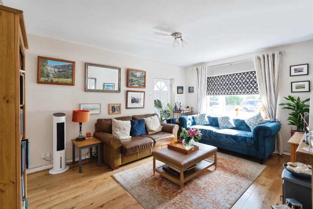 Links Avenue, Bognor Regis - More