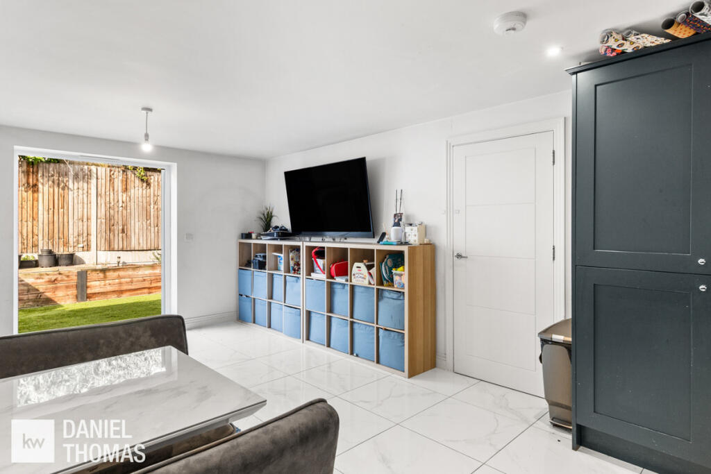 Apartment in Epping Forest, Waltham Abbey - View 5