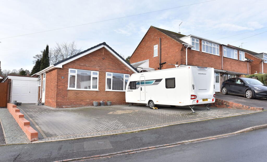 Main image of property: KINGSWINFORD, Kingswood Road