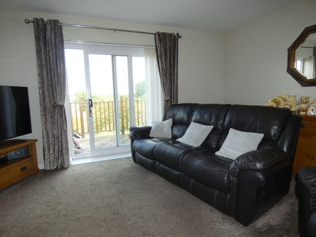 THE WICKETS, 11 Albion Terrace, WITTON PARK, Bishop Auckland photo 5