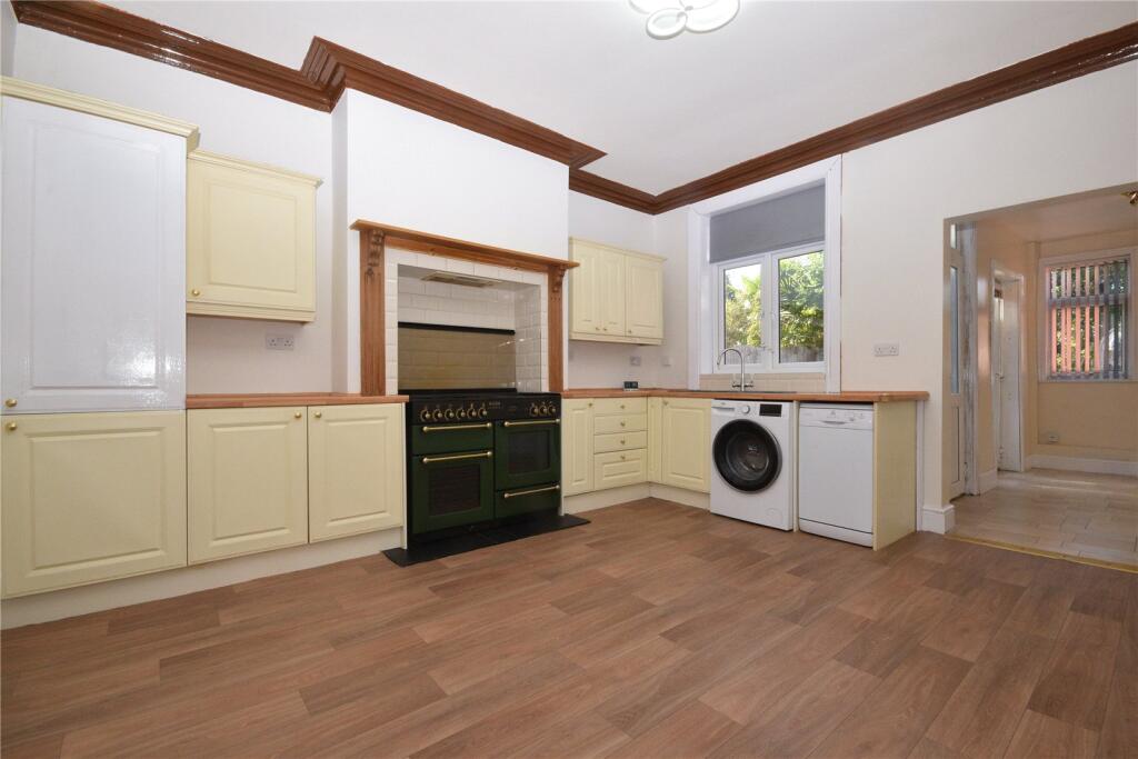 House in Leeds - View 2