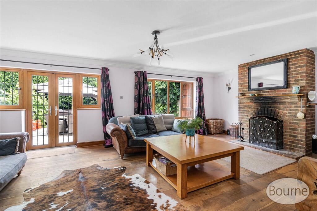 House in Guildford, Worplesdon - View 3