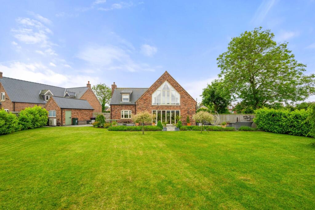Main image of property: Doubledays Lane, Burgh Le Marsh, PE24