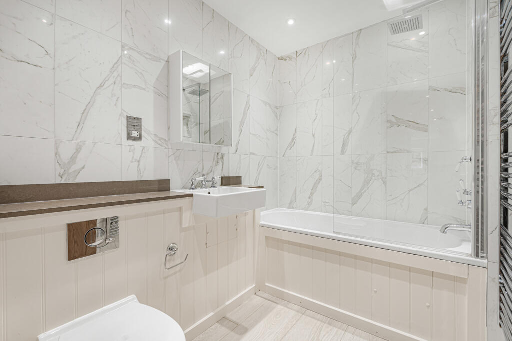 Apartment in East Hampshire, Froyle - View 5