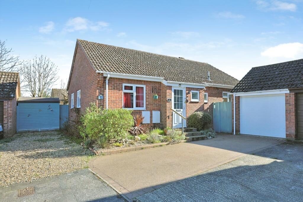 Main image of property: Ropes Walk, Blofield, Norfolk, NR13