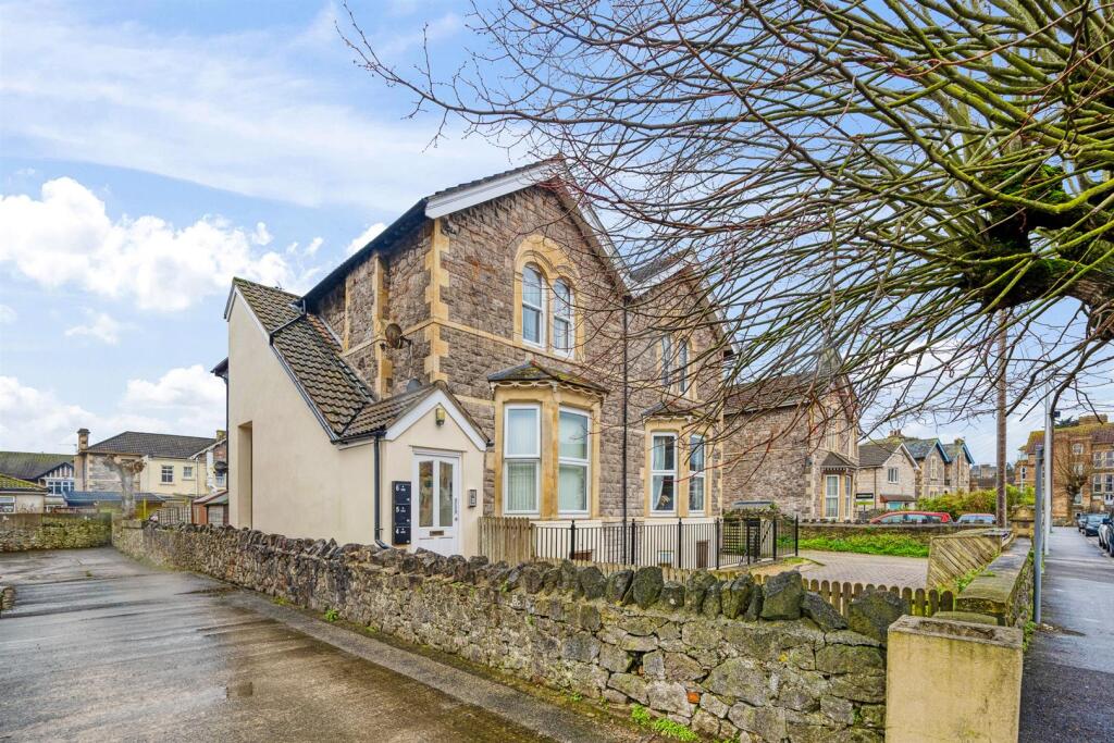 Main image of property: Beaconsfield Road, Weston-Super-Mare